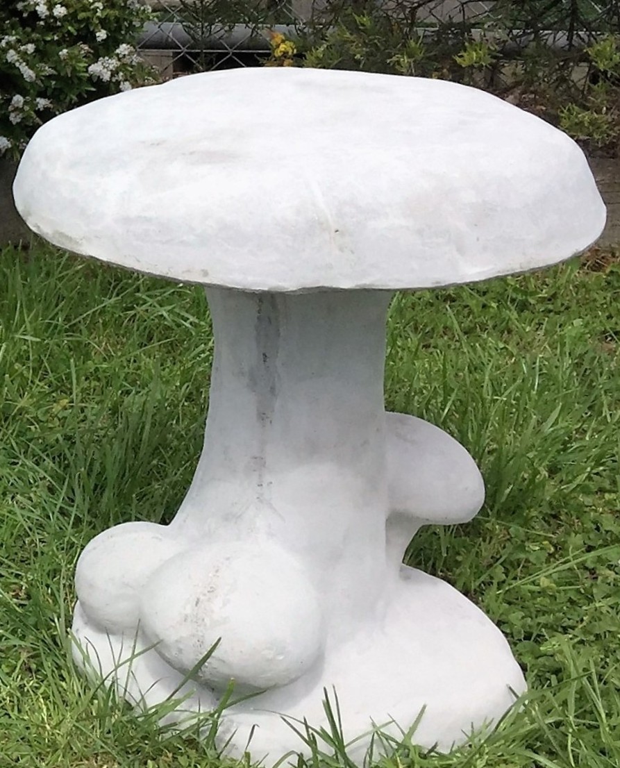 Mushroom Seat